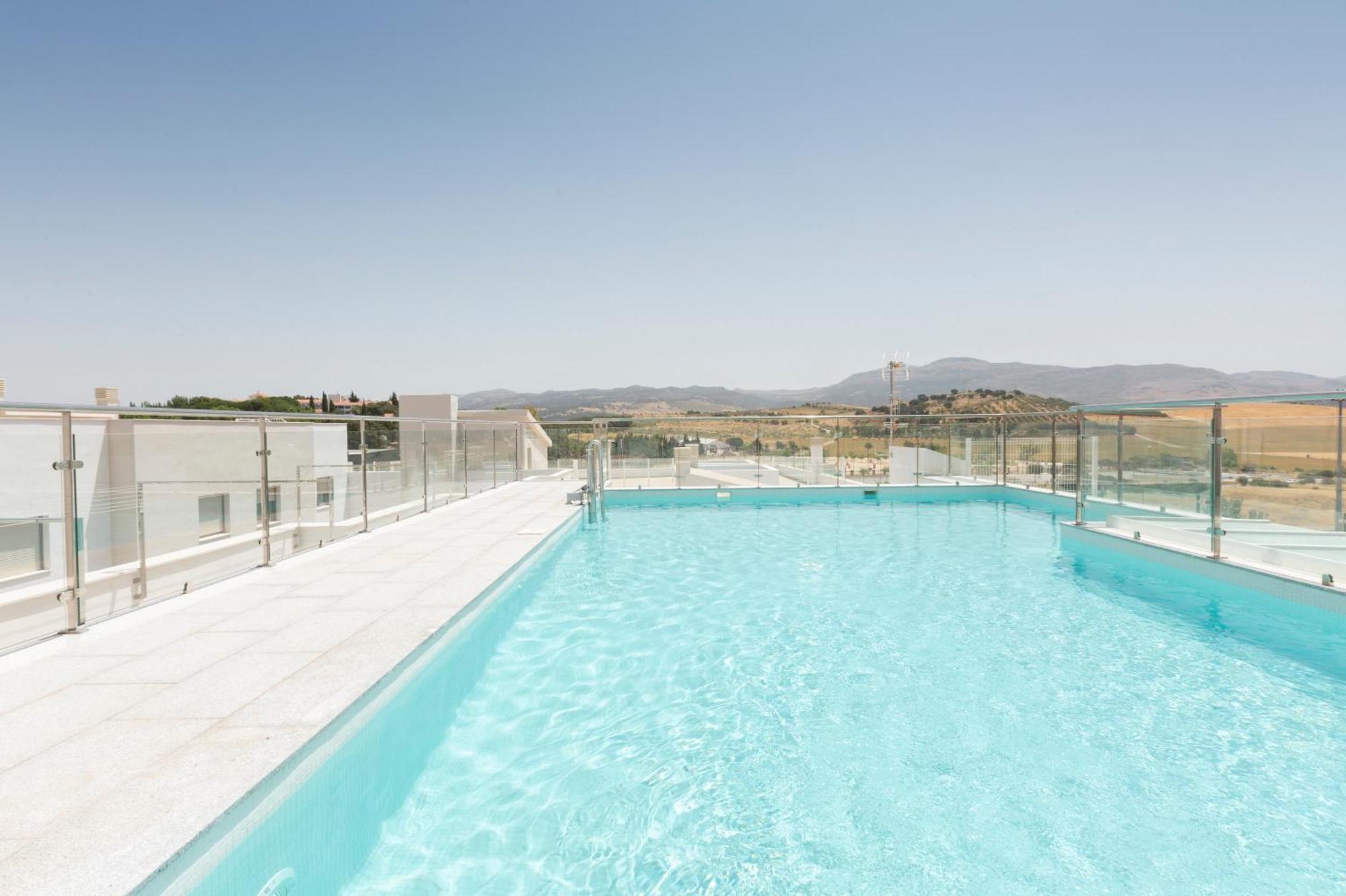 Apartamentos Martalia Aticos Deluxe Ronda Eksteriør billede